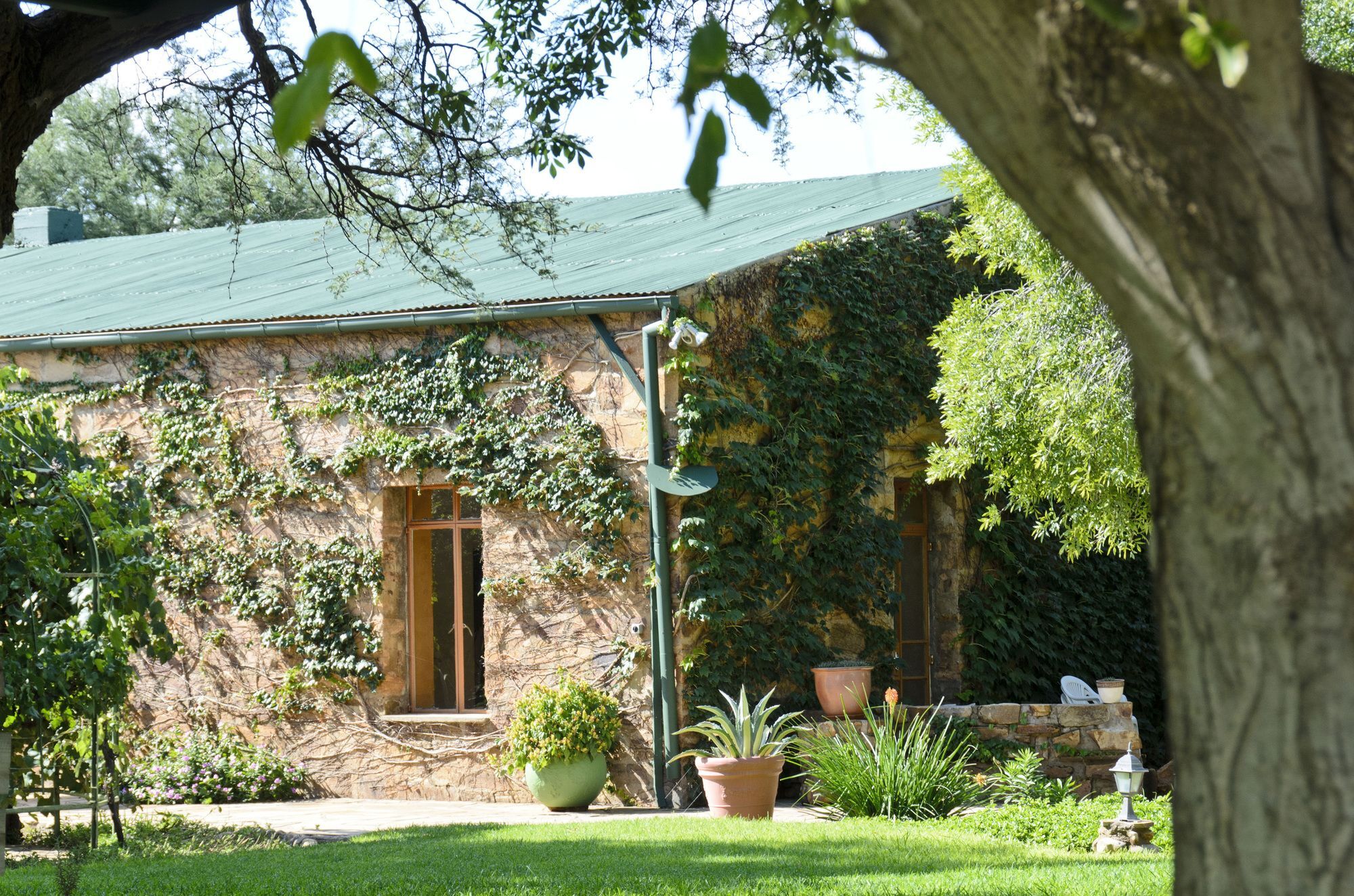 Ondekaremba Lodge Windhoek Exterior photo